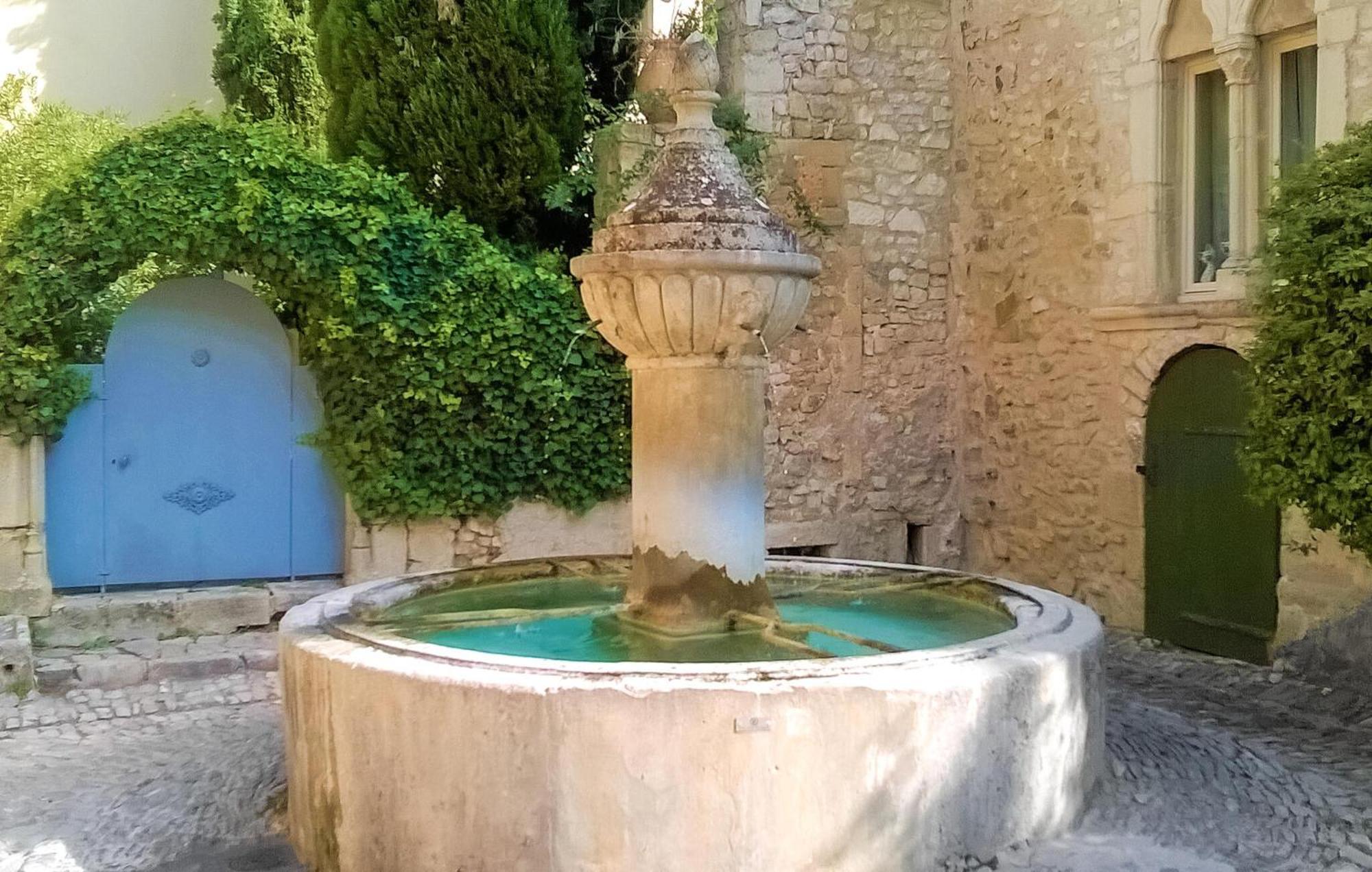 Beautiful Home In Vaison-La-Romaine Exterior foto